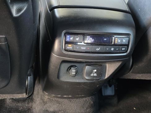 Used 2024 Hyundai Palisade Calligraphy image 12