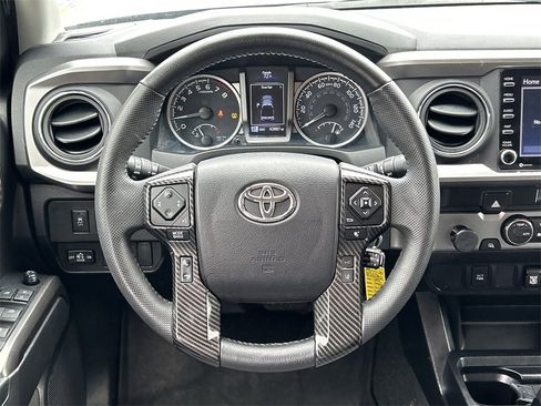 Used 2022 Toyota Tacoma SR5 image 35