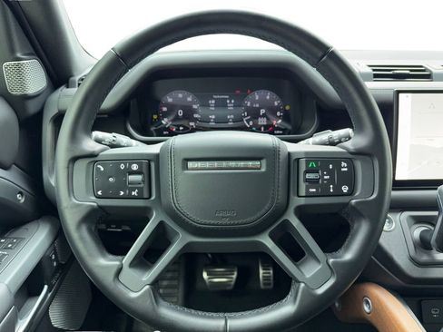 Used 2024 Land Rover Defender 130 X image 20
