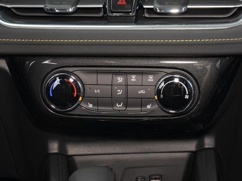 Used 2026 Chevrolet TrailBlazer ACTIV w/ Driver Confidence Package image 48