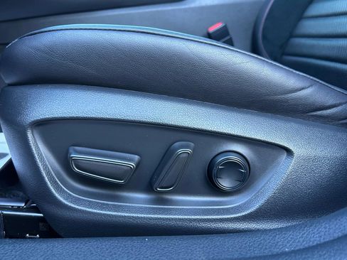 Used 2021 Toyota Avalon TRD image 22