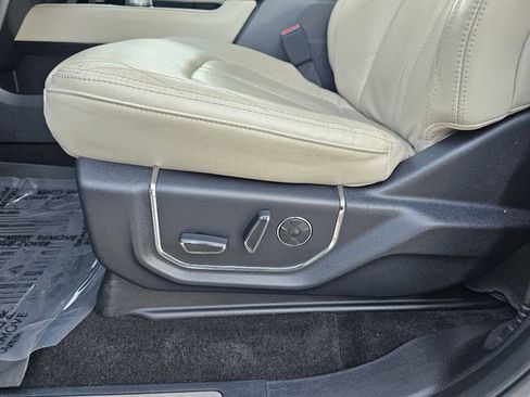 Used 2021 Ford Expedition Max Platinum image 13