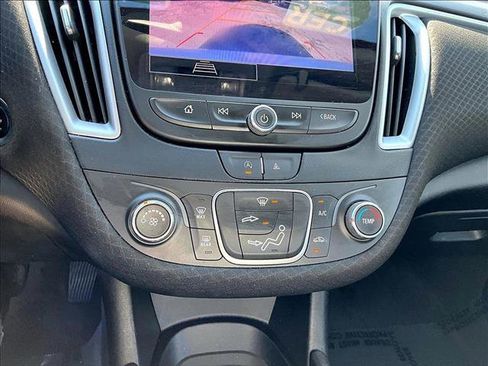 Used 2024 Chevrolet Malibu LS image 20