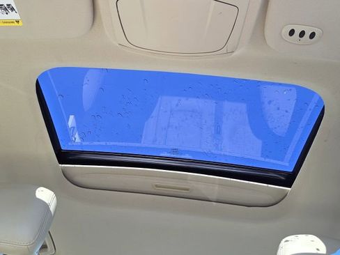 Used 2013 Lincoln MKZ FWD image 18