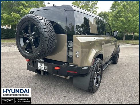 Used 2025 Land Rover Defender 110 X AWD/4WD image 7