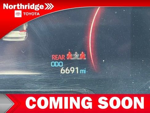 Used 2024 Toyota RAV4 LE image 9