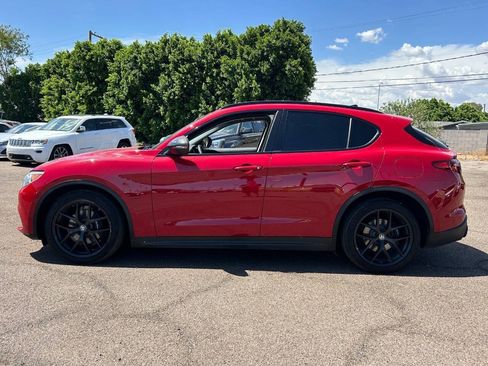 Used 2019 Alfa Romeo Stelvio Ti w/ Nero Edizione AWD/4WD image 6