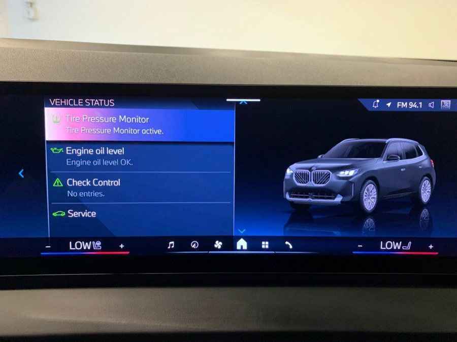 Used 2025 BMW X3 xDrive30i w/ Premium Package AWD/4WD image 55