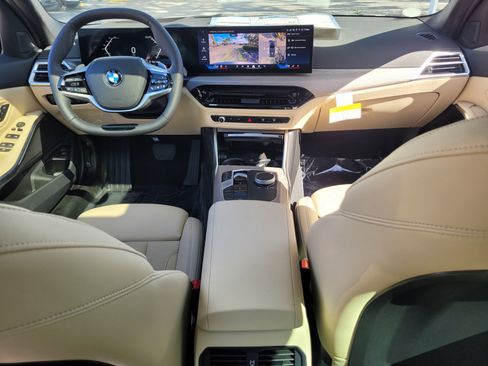 Used 2026 BMW 330i xDrive Sedan w/ Premium Package image 13