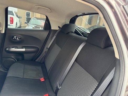 Used 2015 Nissan Juke S image 7