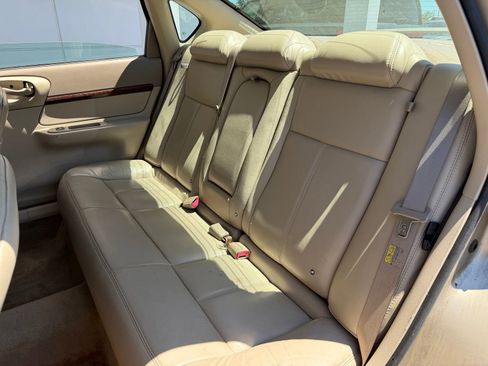 Used 2005 Chevrolet Impala LS FWD image 12