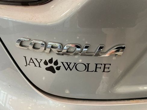 Certified 2025 Toyota Corolla LE FWD image 21