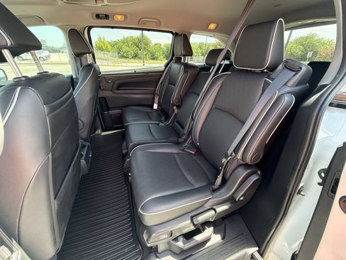 Used 2024 Honda Odyssey Elite image 25