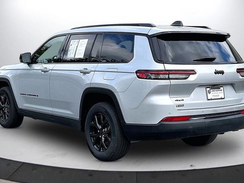 Used 2024 Jeep Grand Cherokee L Laredo AWD/4WD image 7