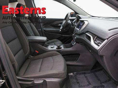 Used 2024 GMC Terrain SLE FWD image 24