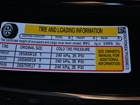 Used 2023 Chevrolet Silverado 1500 LT image 37