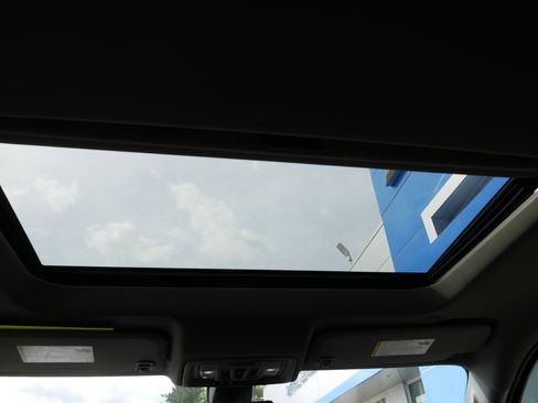 Certified 2022 Chevrolet Silverado 1500 LTZ w/ LTZ Premium Package image 13