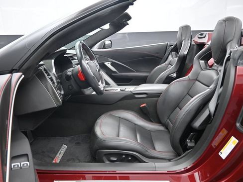 Used 2019 Chevrolet Corvette Z06 RWD image 25