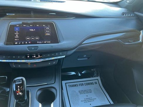 Used 2021 Cadillac XT4 Sport image 10