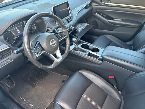 Used 2025 Nissan Altima 2.5 SR image 7