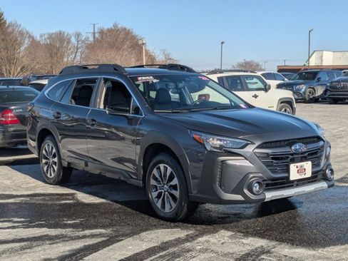 Certified 2025 Subaru Outback Limited image 3