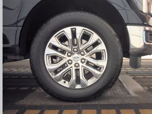 Used 2025 Ford F150 Lariat w/ Equipment Group 501A Mid AWD/4WD image 6