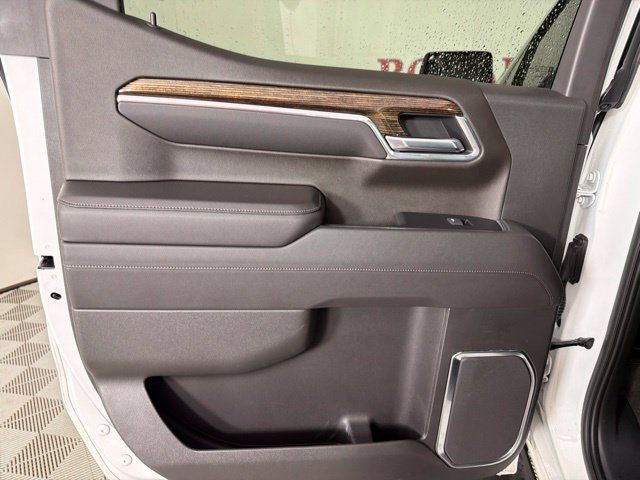 Used 2022 GMC Sierra 1500 Elevation RWD image 33