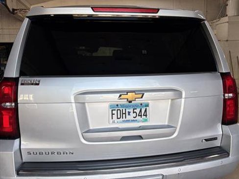 Used 2018 Chevrolet Suburban Premier image 23