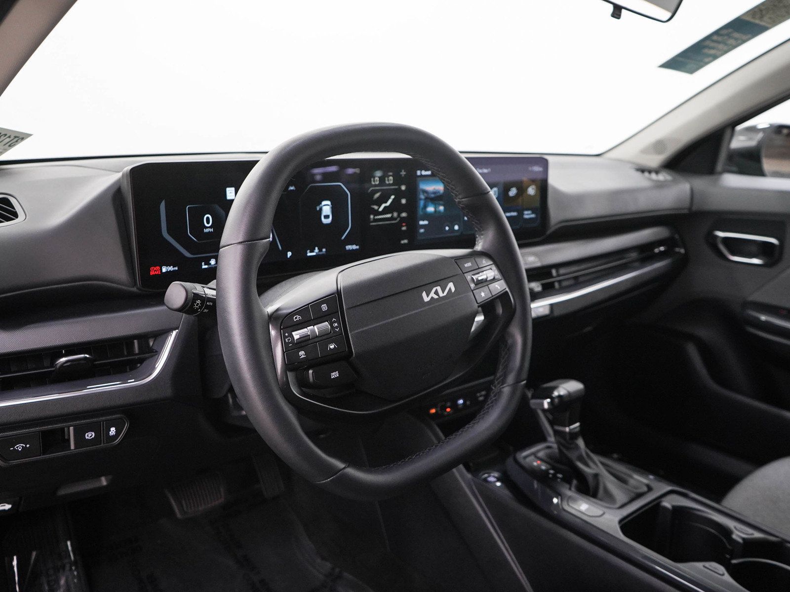 Used 2025 Kia K4 EX FWD image 21