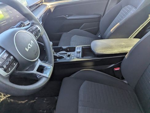 Used 2025 Kia K5 LXS image 18