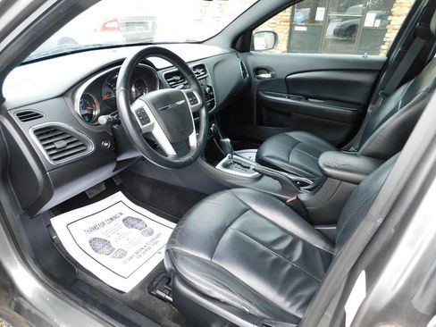 Used 2013 Chrysler 200 Touring w/ S Exterior Appearance Pkg image 12