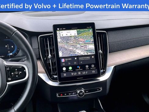 Certified 2025 Volvo XC90 B6 Plus image 8