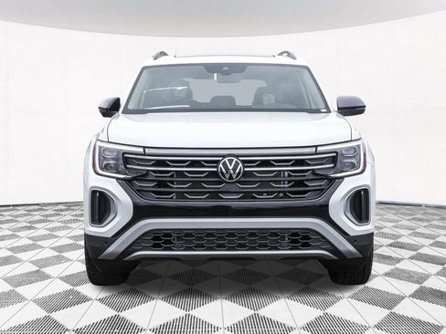 New 2026 Volkswagen Atlas Peak Edition AWD/4WD image 12