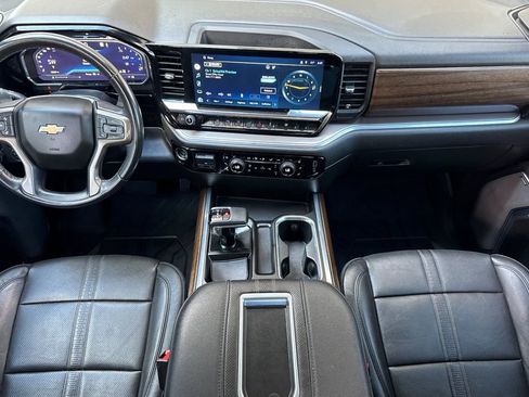 Used 2022 Chevrolet Silverado 1500 High Country image 13
