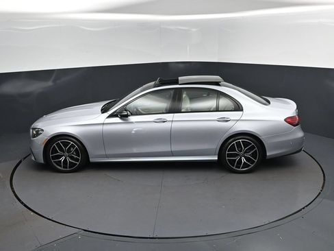 Used 2023 Mercedes-Benz E 350 Sedan image 31
