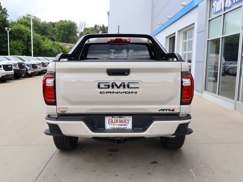 New 2026 GMC Canyon AT4 w/ Nightfall Edition AWD/4WD image 9