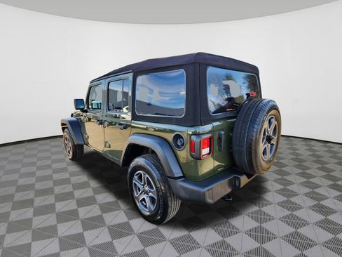 Used 2022 Jeep Wrangler Unlimited Sport image 3