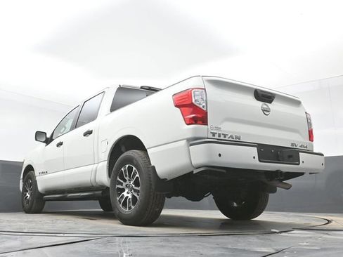Used 2024 Nissan Titan SV w/ Accessory Utility Package image 43