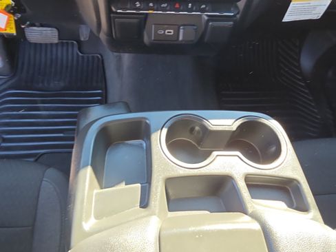 Used 2022 Chevrolet Silverado 1500 Custom Trail Boss w/ Safety Confidence Package image 20