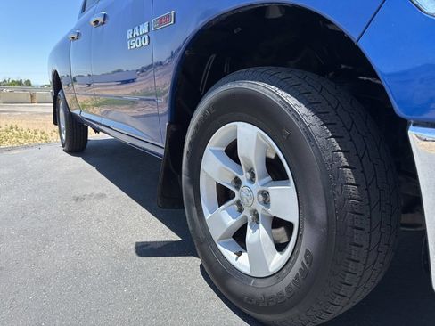 Used 2015 RAM 1500 Classic SLT w/ Luxury Group AWD/4WD image 7