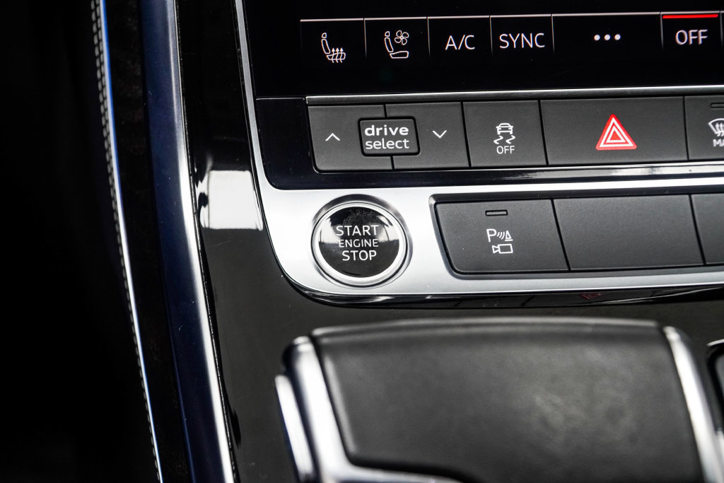 Used 2023 Audi Q8 Premium Plus AWD/4WD image 27