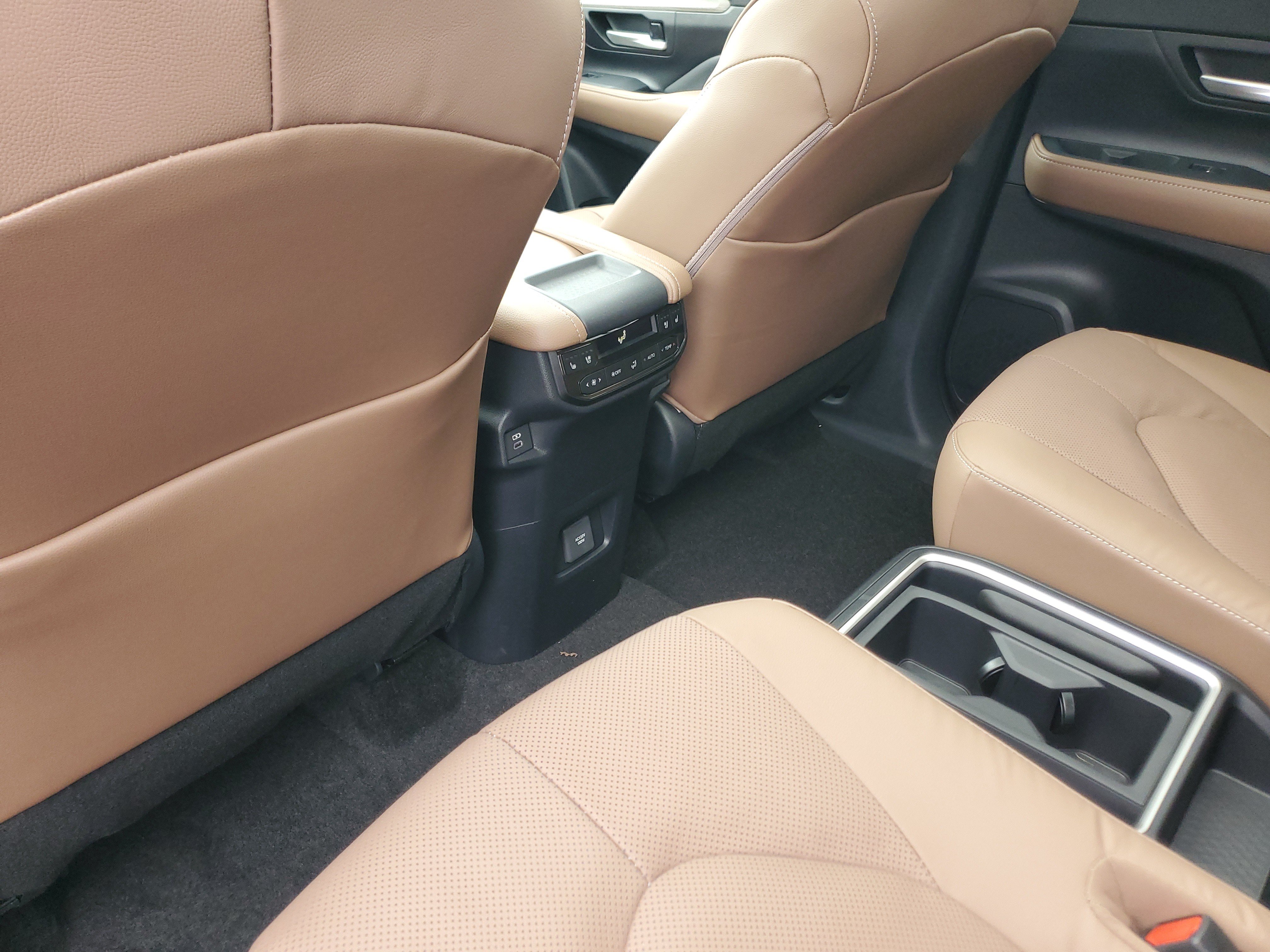 New 2026 Toyota Grand Highlander AWD image 14