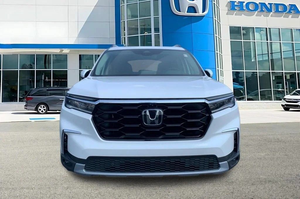Used 2023 Honda Pilot Elite image 5