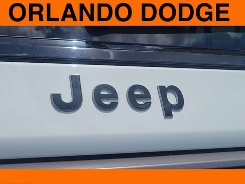 New 2026 Jeep Grand Wagoneer L Limited AWD/4WD image 7