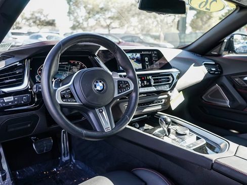 Used 2026 BMW Z4 M40i RWD image 18