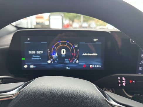 New 2026 Chevrolet Equinox LT w/ Convenience Package II image 24