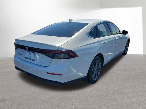 Certified 2023 Honda Accord EX image 14