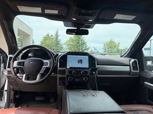 Used 2022 Ford F350 King Ranch w/ King Ranch Ultimate Package AWD/4WD image 11