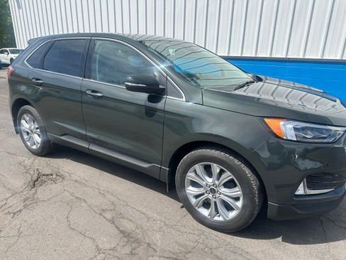 Used 2023 Ford Edge Titanium w/ Equipment Group 301A AWD/4WD image 2