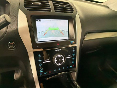 Used 2014 Ford Explorer Sport w/ Equipment Group 401A AWD/4WD image 15
